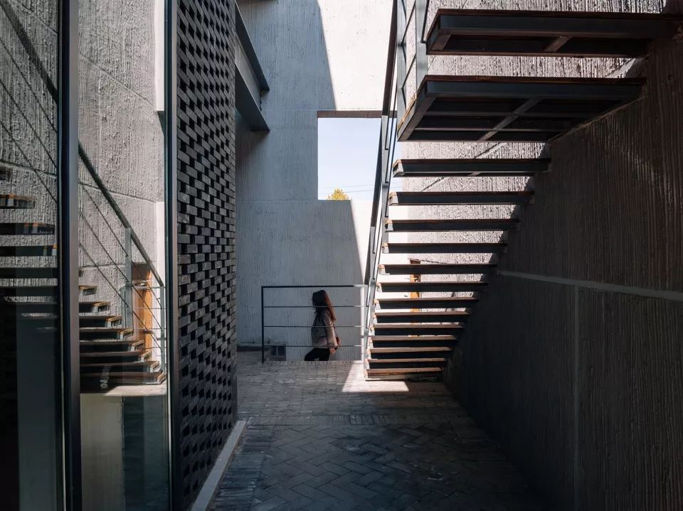 8个经典老建筑改造:老厂房、祖宅、乡村小学、空心村...
-174