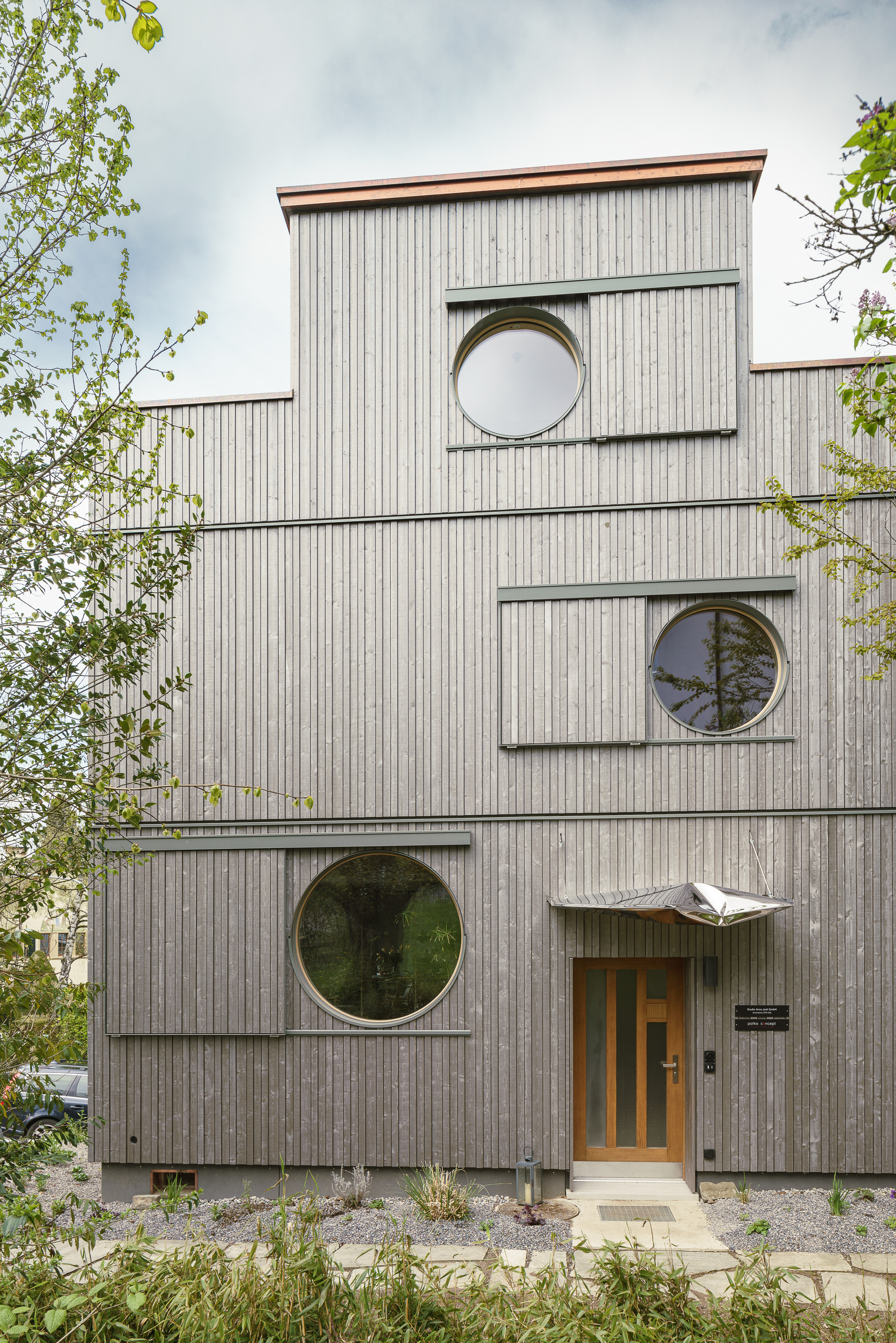 有一只眼睛的房子丨瑞士苏黎世丨Studio Anna Jach-25