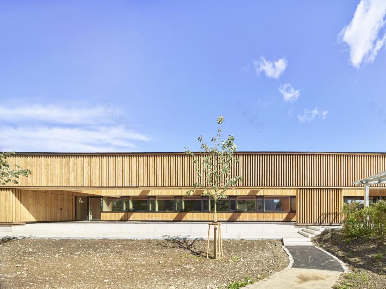 比伯拉赫河畔马里体育馆丨德国-10