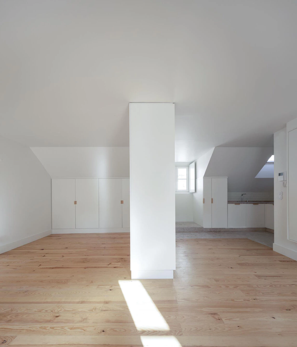 窗户的丨葡萄牙里斯本丨ATELIER CENTRAL Arquitectos-29