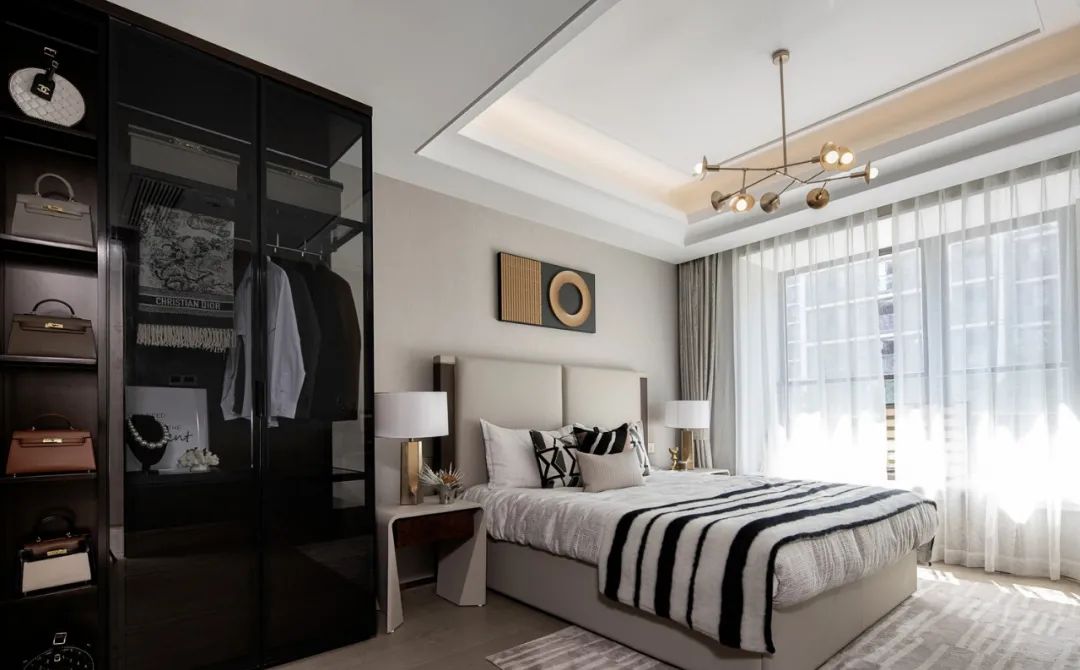 全球视野下的轻奢公寓设计丨中国上海丨HWCD 设计工作室-44