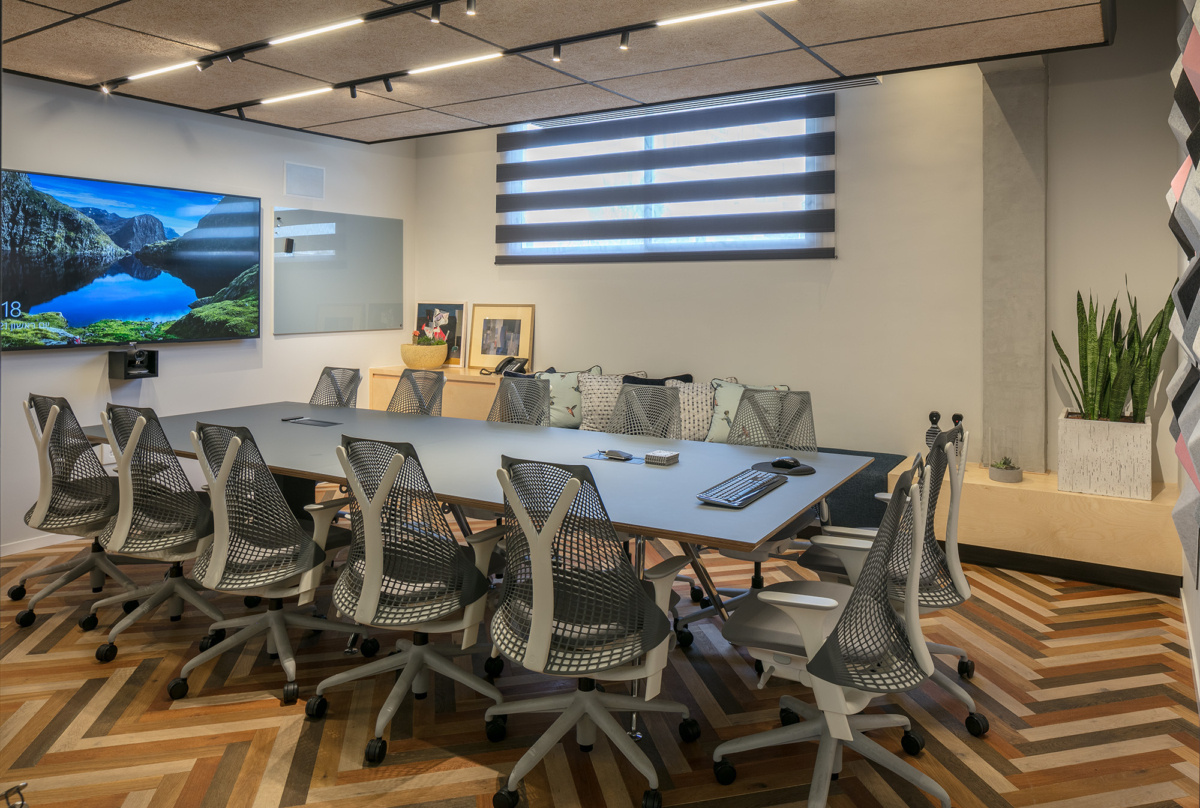 Setter Architects 以色列特拉维夫办公室  打造温馨工业风-15