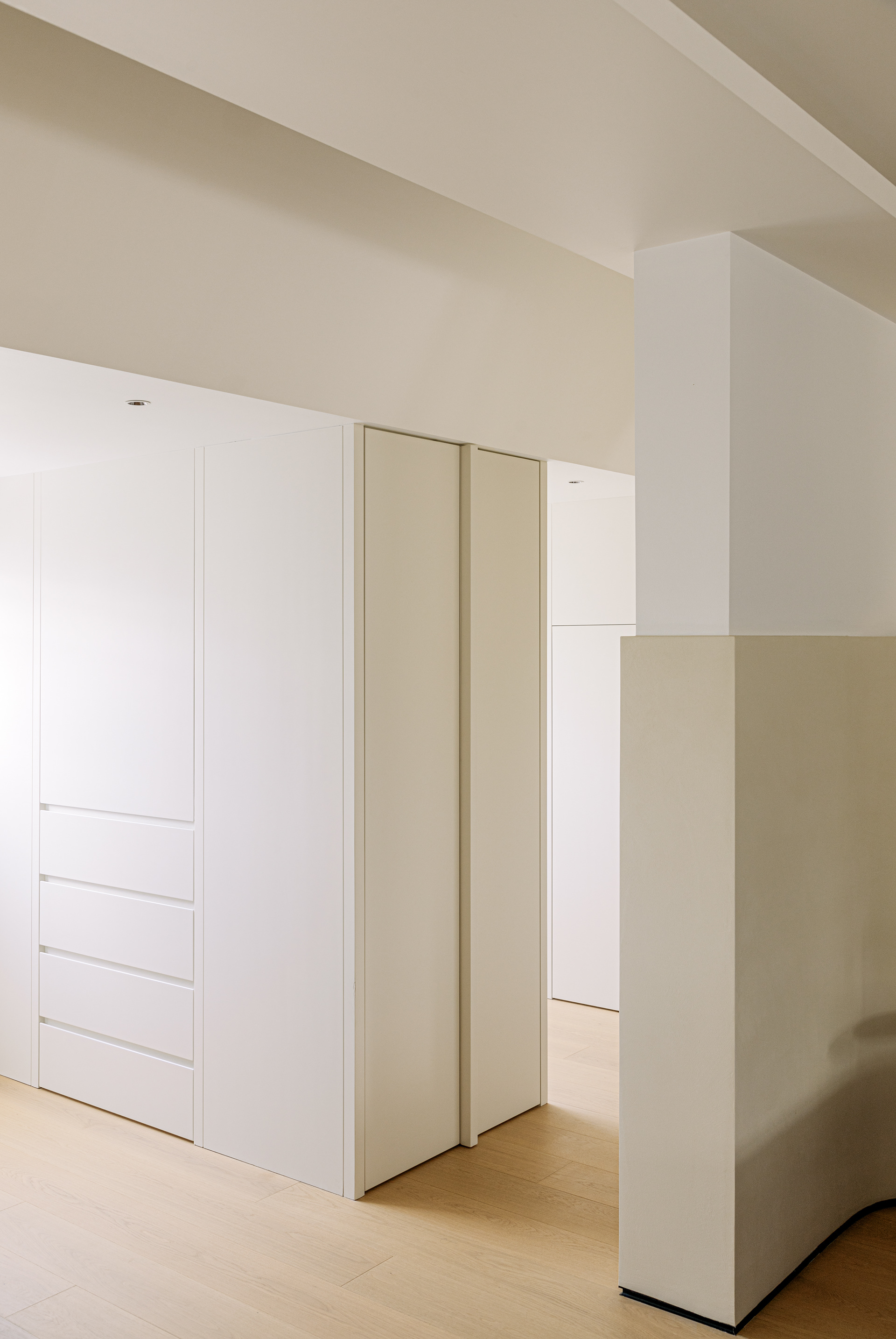 qisi design | Mansard Penthouse-14