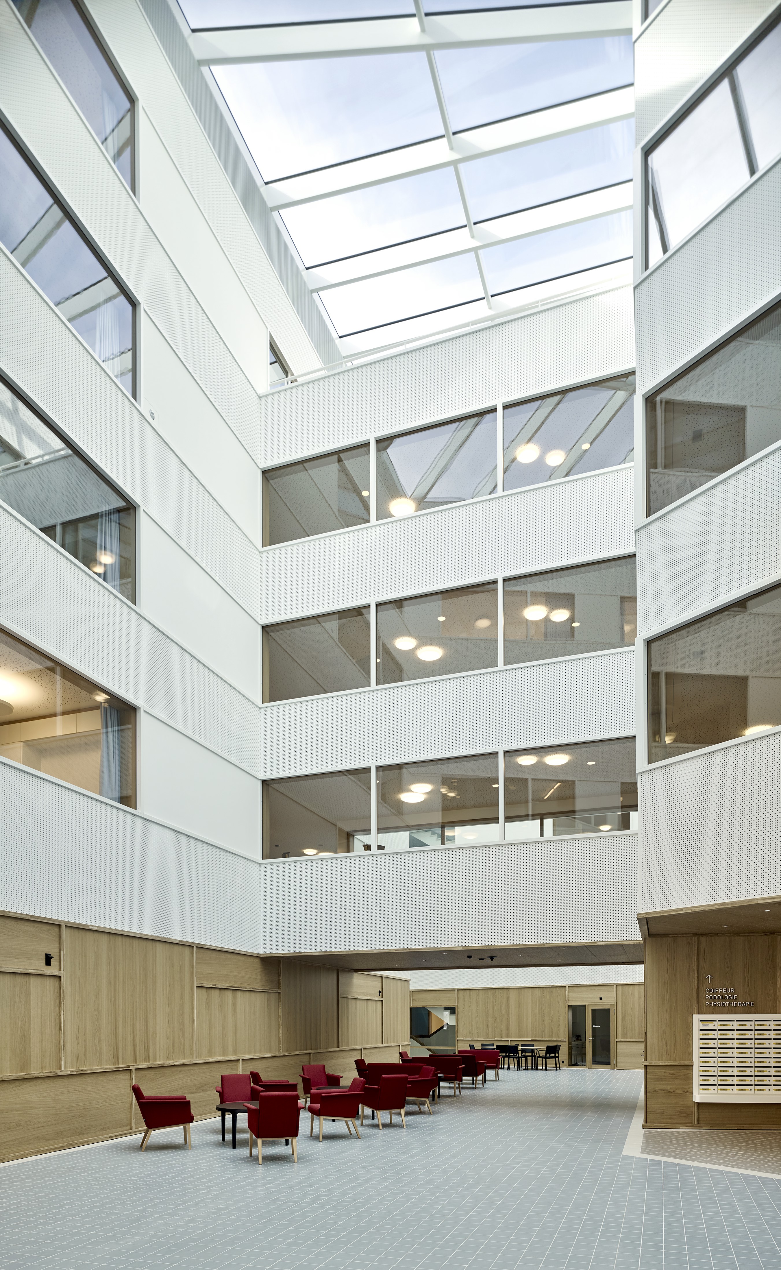 瑞士莱兹堡养老院-31