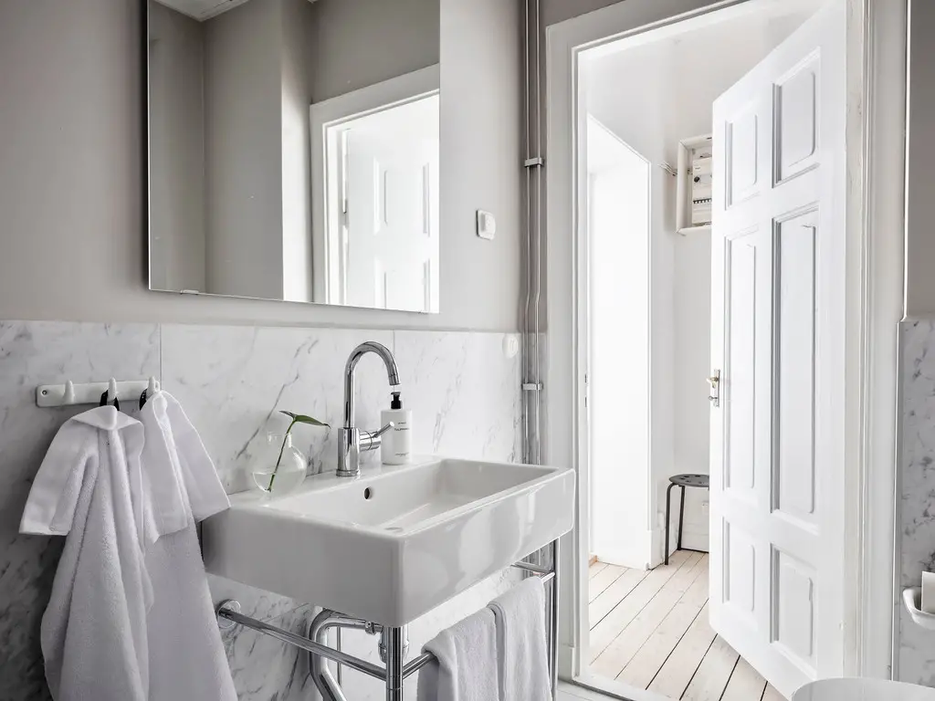 瑞典 1913 年老建筑中的经典斯堪的纳维亚风格公寓-13