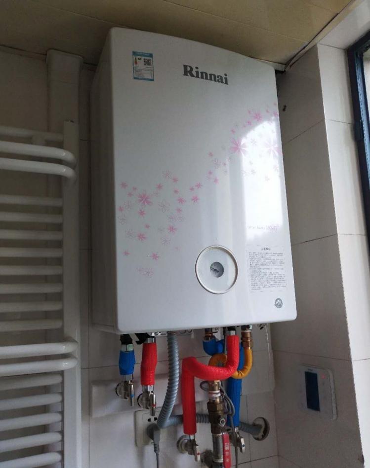 上海闵行放鹤路万顺苑小区明装暖气片设计实例-14