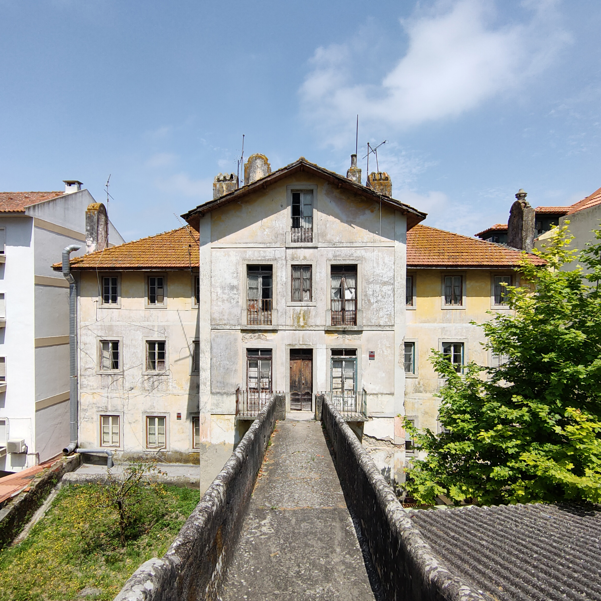 Squared Facades 6-19