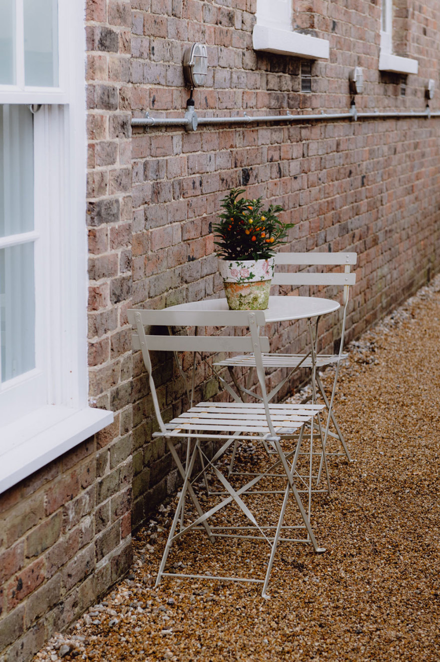 英国肯特郡前洗礼堂的时尚工业风格住宅设计-30