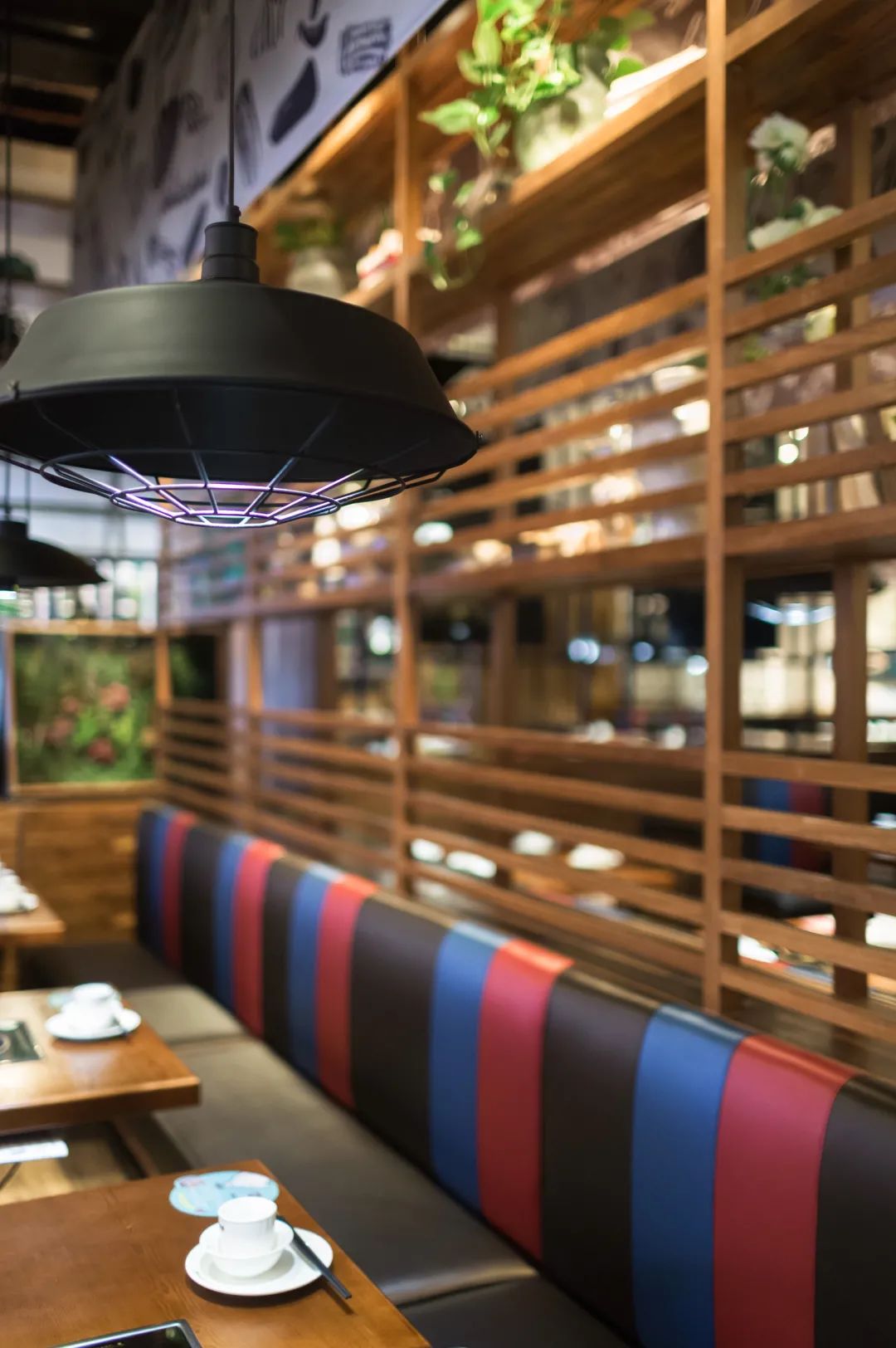 深圳鱼满塘餐厅,现代元素融合渔村文化,打造幸福味道-124