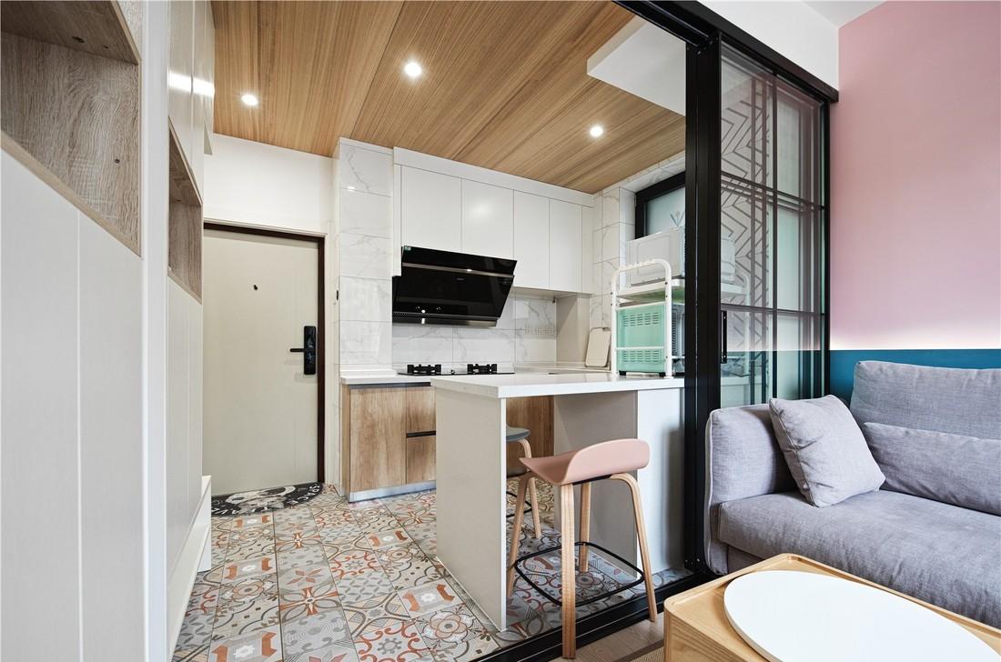 70㎡北欧风小户型极限改造,实用收纳与自然光线完美融合-0