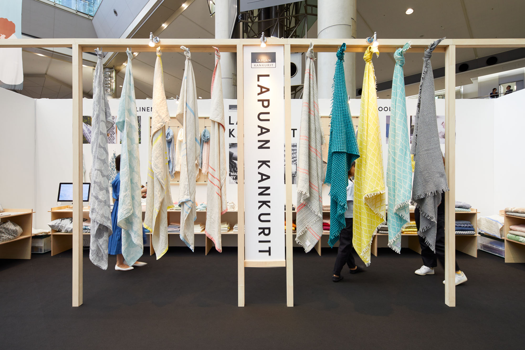 2018东京室内生活方式展

注：interiorlifestyle推测可能是Interior Lifestyle，常见在展会等场景表示室内生活方式相关内容 丨設計事務所ima-10