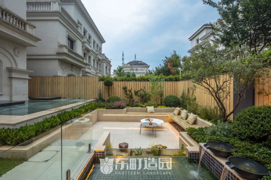 80㎡现代简约庭院，水景与夜景的完美融合-15