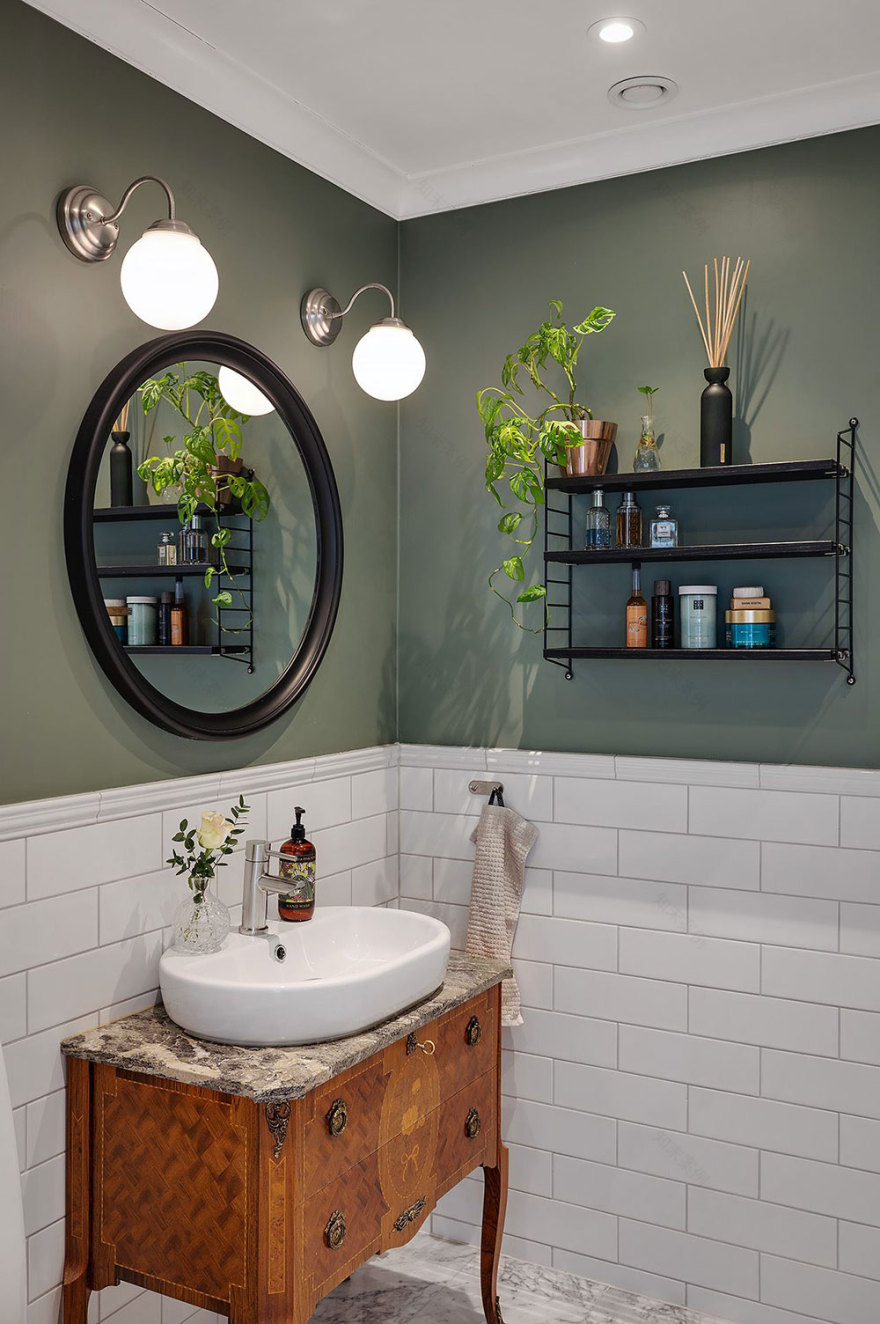 北欧风格公寓的彩色厨房设计-30