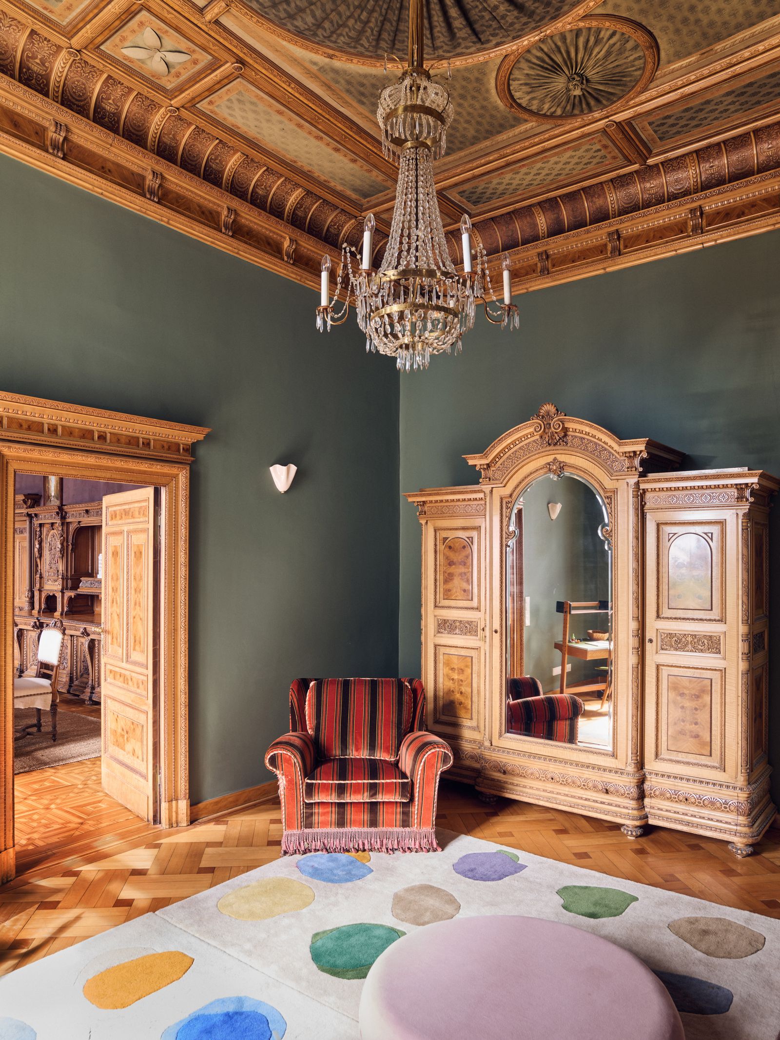 维也纳城市宫殿400平公寓翻新项目丨奥地利维也纳丨Laura Karasinski-36