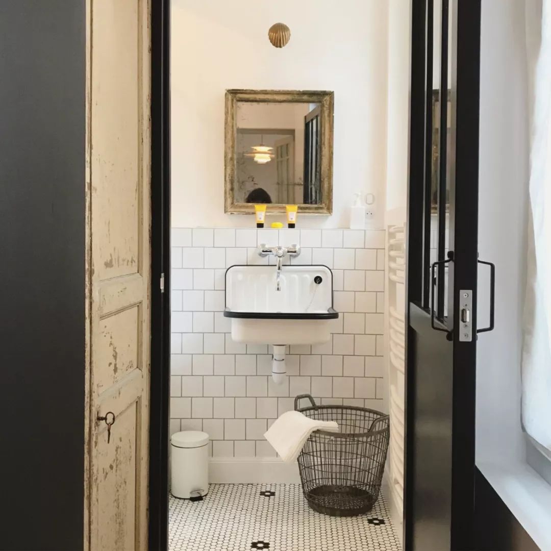 法国兰斯市古董风家庭旅馆设计-54