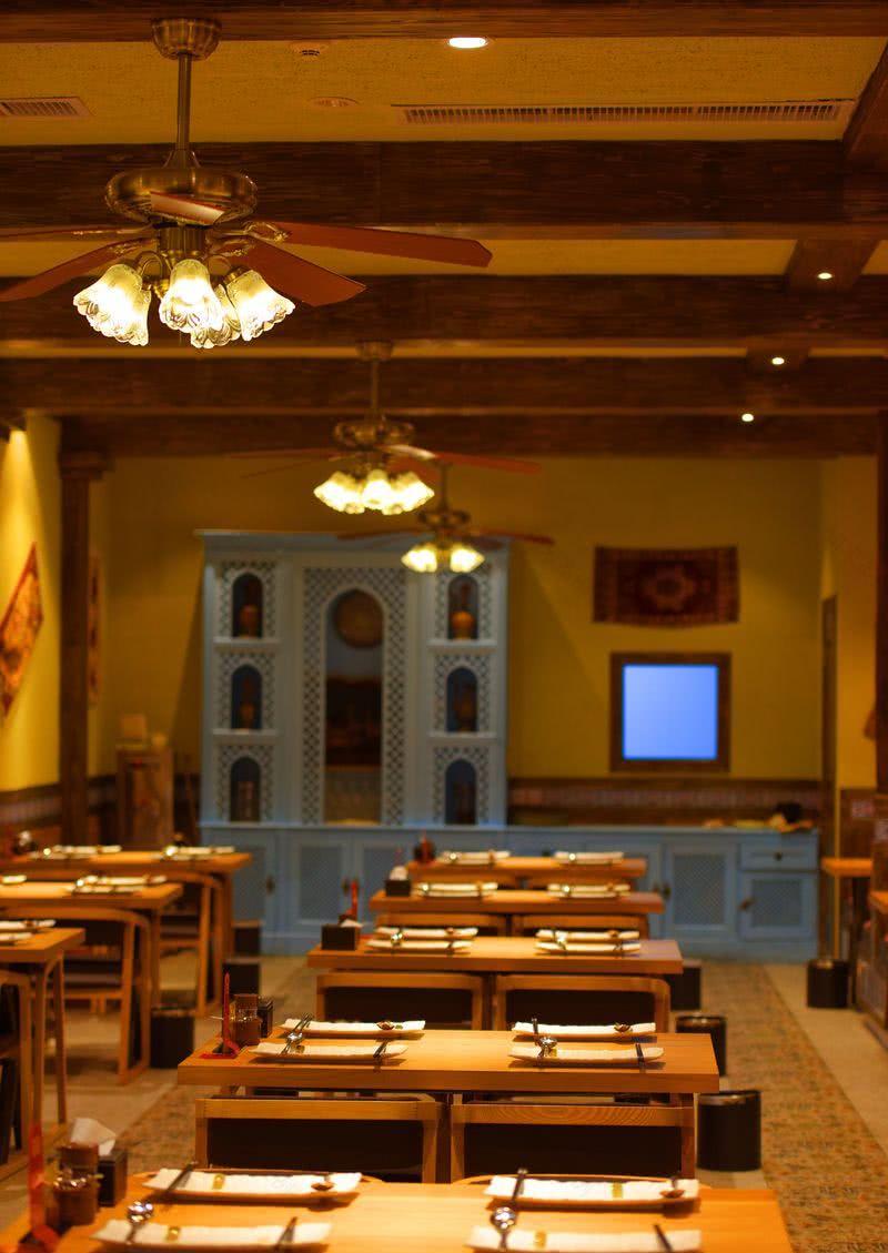 新疆乌鲁木齐万达广场巴巴汗餐饮空间设计-11