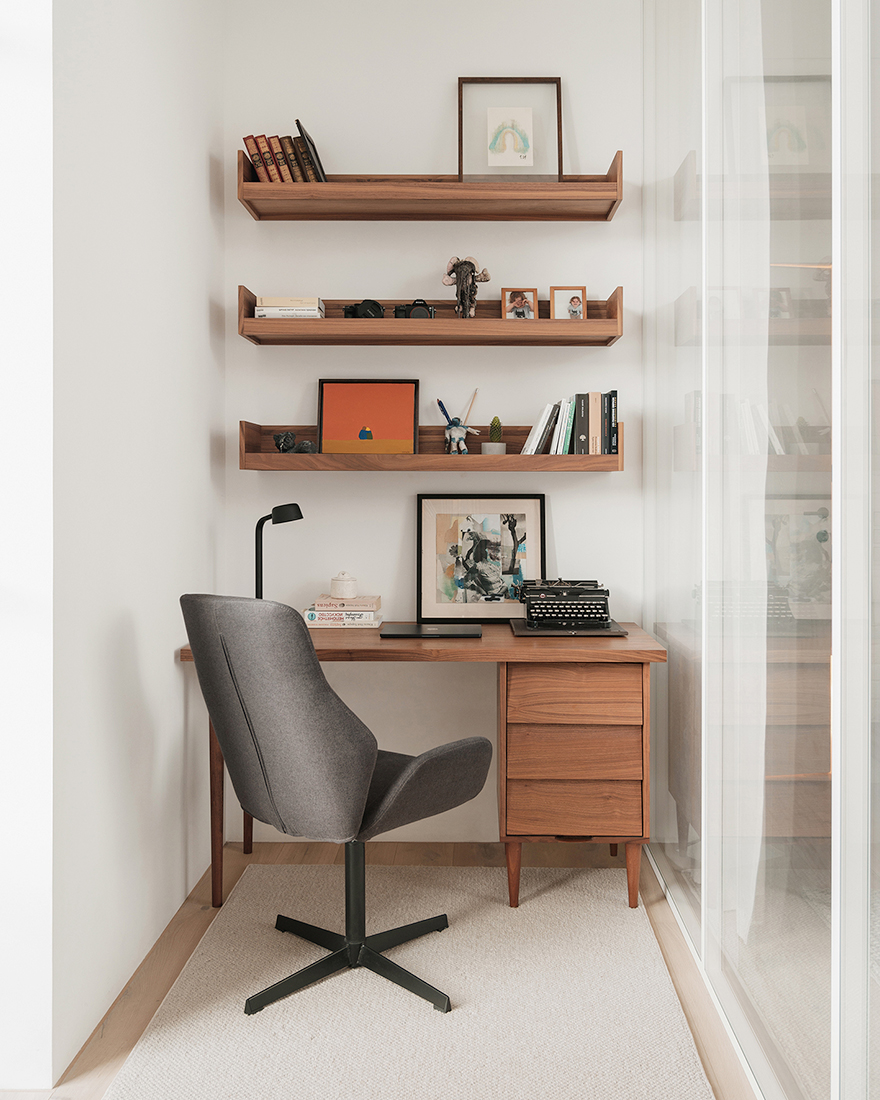 INT2architecture: квартира с антресолью и патио в центре Москвы-3