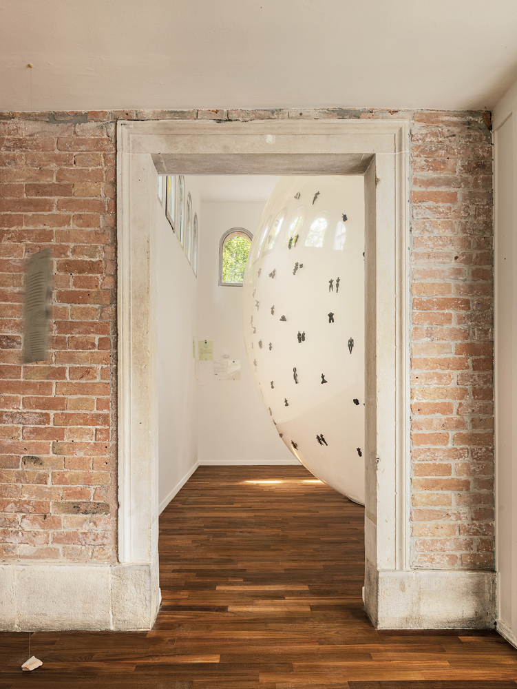 2025威尼斯双年展韩国馆“小蟾蜍,小蟾蜍:解构展馆”展览丨法国尼斯-19