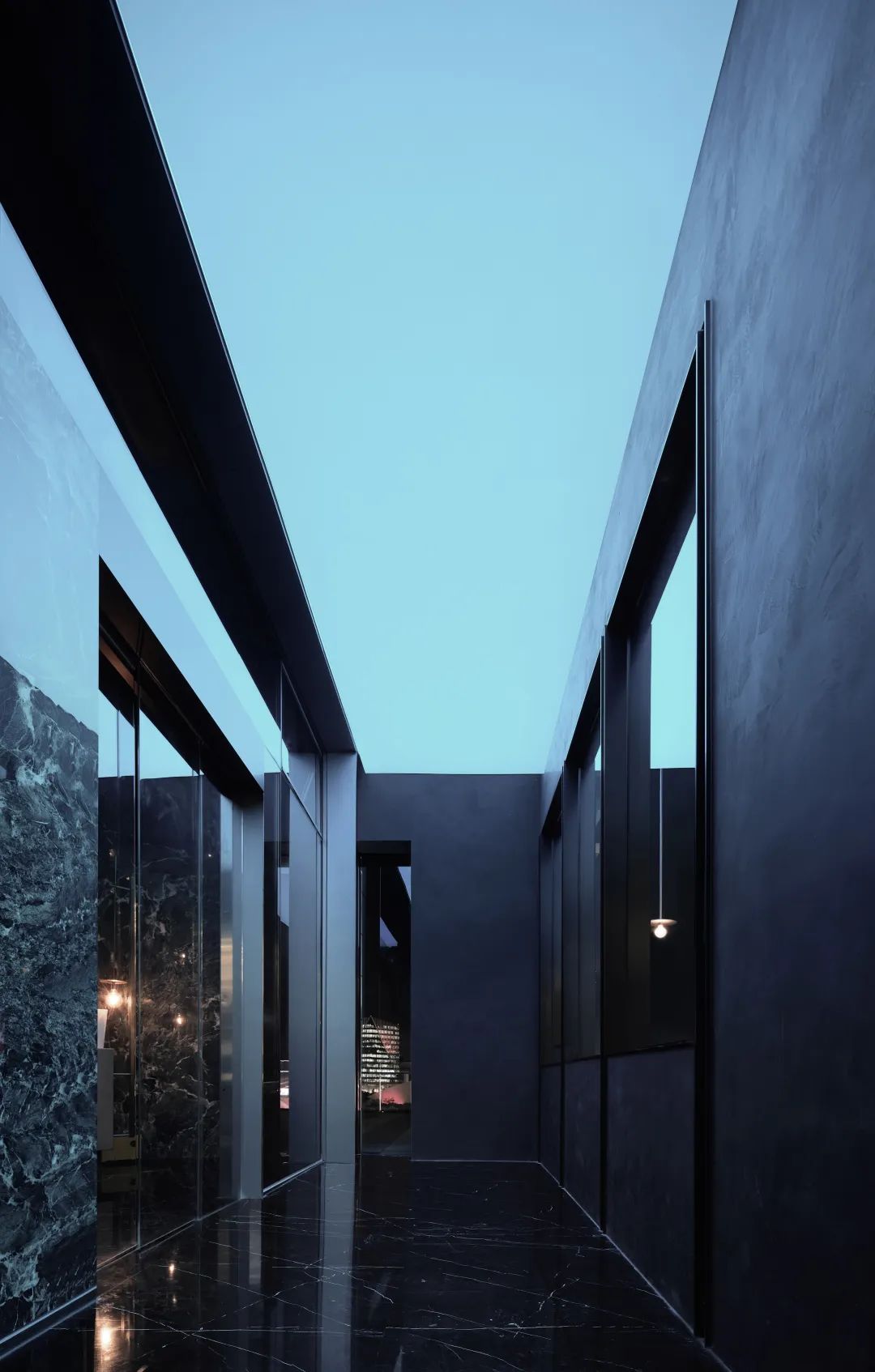 上海前滩 LARGEIGHT 牛排馆丨中国上海丨偏离设计-35