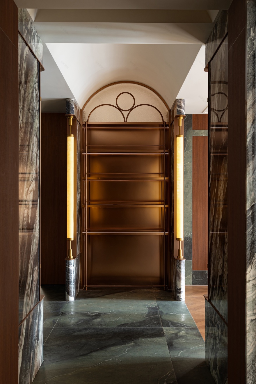 余几千平旗舰店丨戈多设计-19