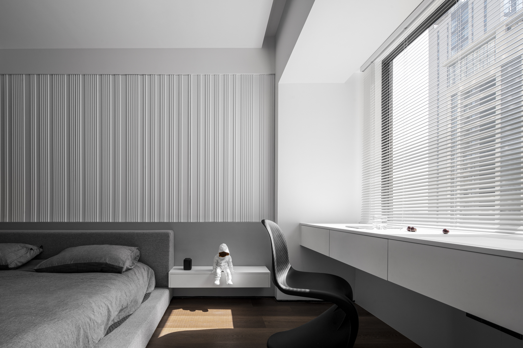 富有质感的暗调家居丨宏福樘-9