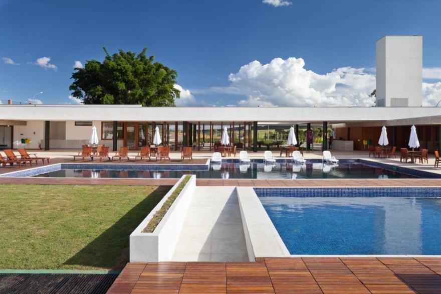 阿尔法城巴西利亚俱乐部-17