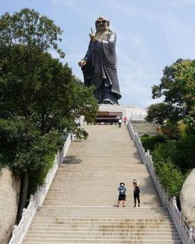 崂山太清宫老子造像