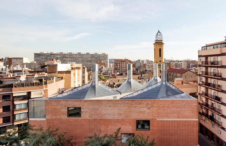 Cristalleries Planell Civic Center  H Arquitectes-5