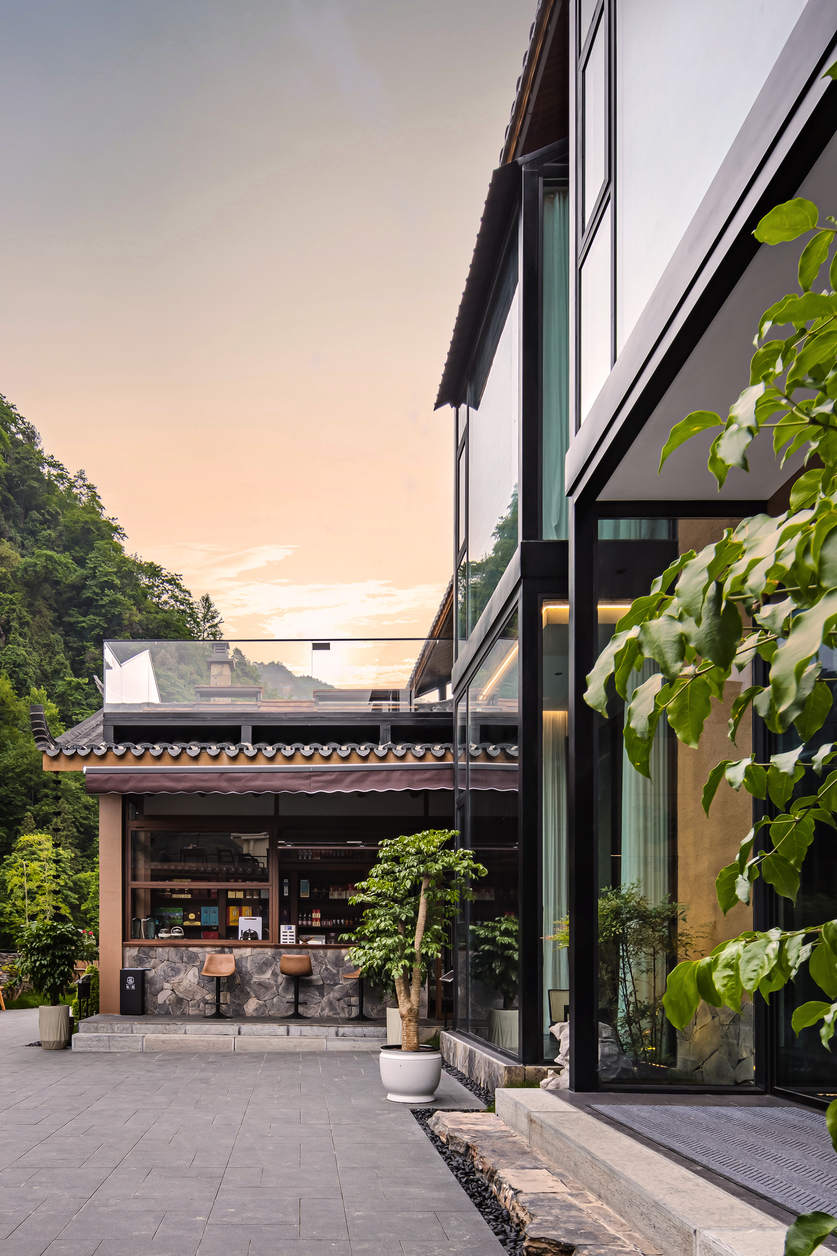 五峰如院庭院餐厅丨中国湖北丨宜昌拾间设计-10