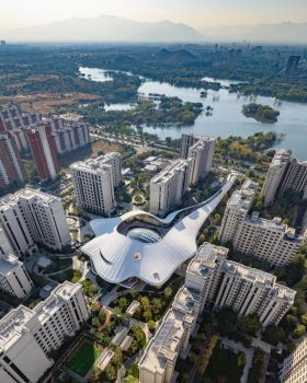 自由的大屋顶丨中国北京丨方未建筑事务所