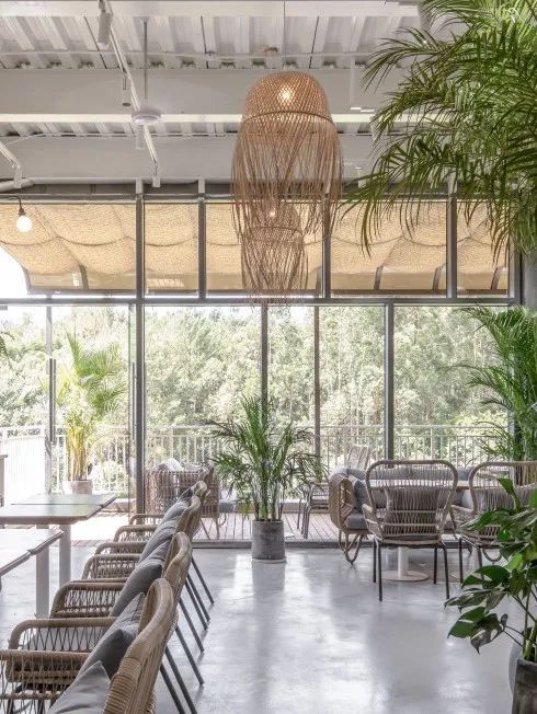 东南亚风情的松鼠部落咖啡店设计-58