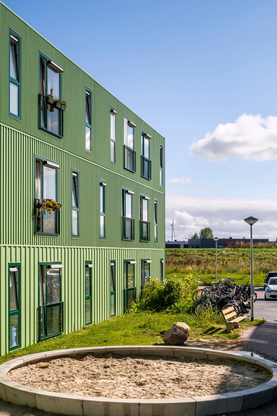 211 套临时公寓和公共空间设计丨荷兰阿尔梅勒丨Studio Selva-7