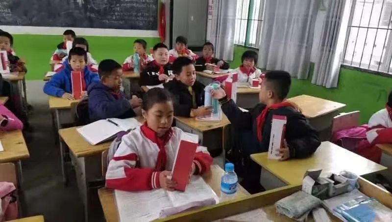 温暖计划,有你有我——IN SPACE·空格设计公司的公益活动-17