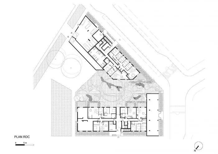 法国雷恩 L'Equatoria 公寓丨Christophe Rousselle Architecte-10