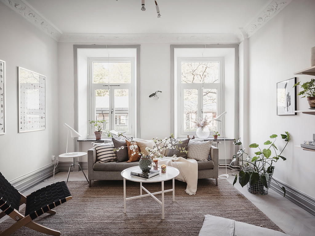 瑞典明亮通风公寓，极简北欧风诠释空间故事-1