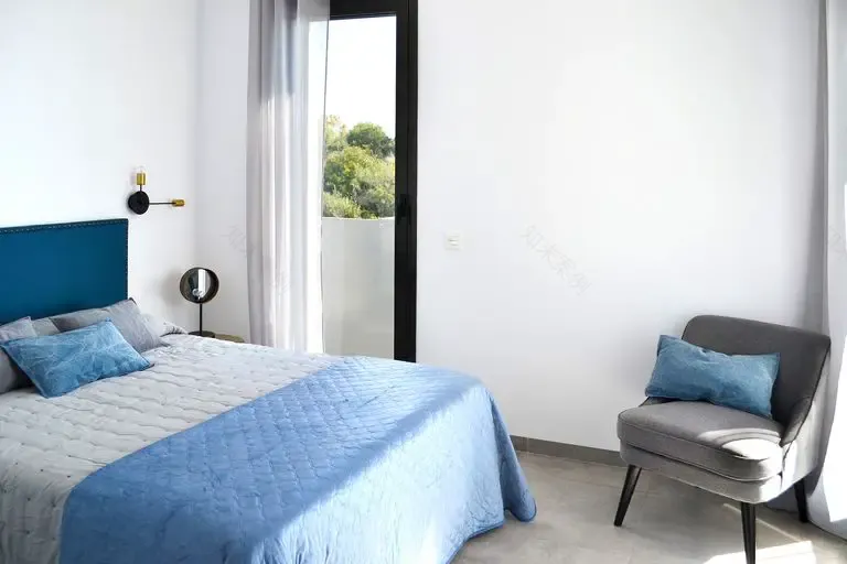 西班牙蓝色海景度假屋设计-18