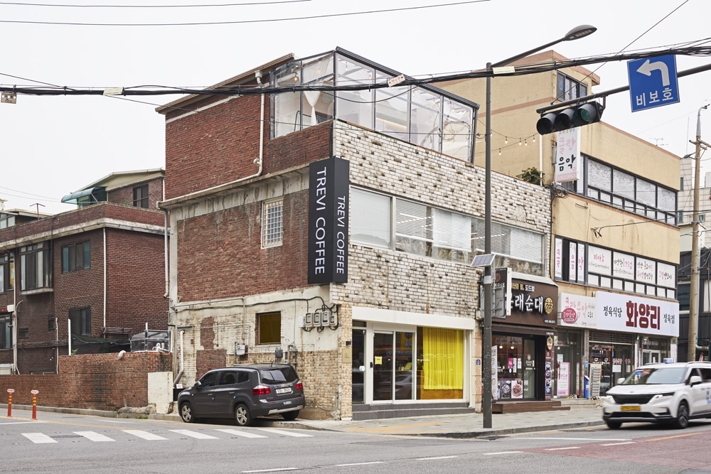 现代简约 39 平咖啡厅室内设计案例-26