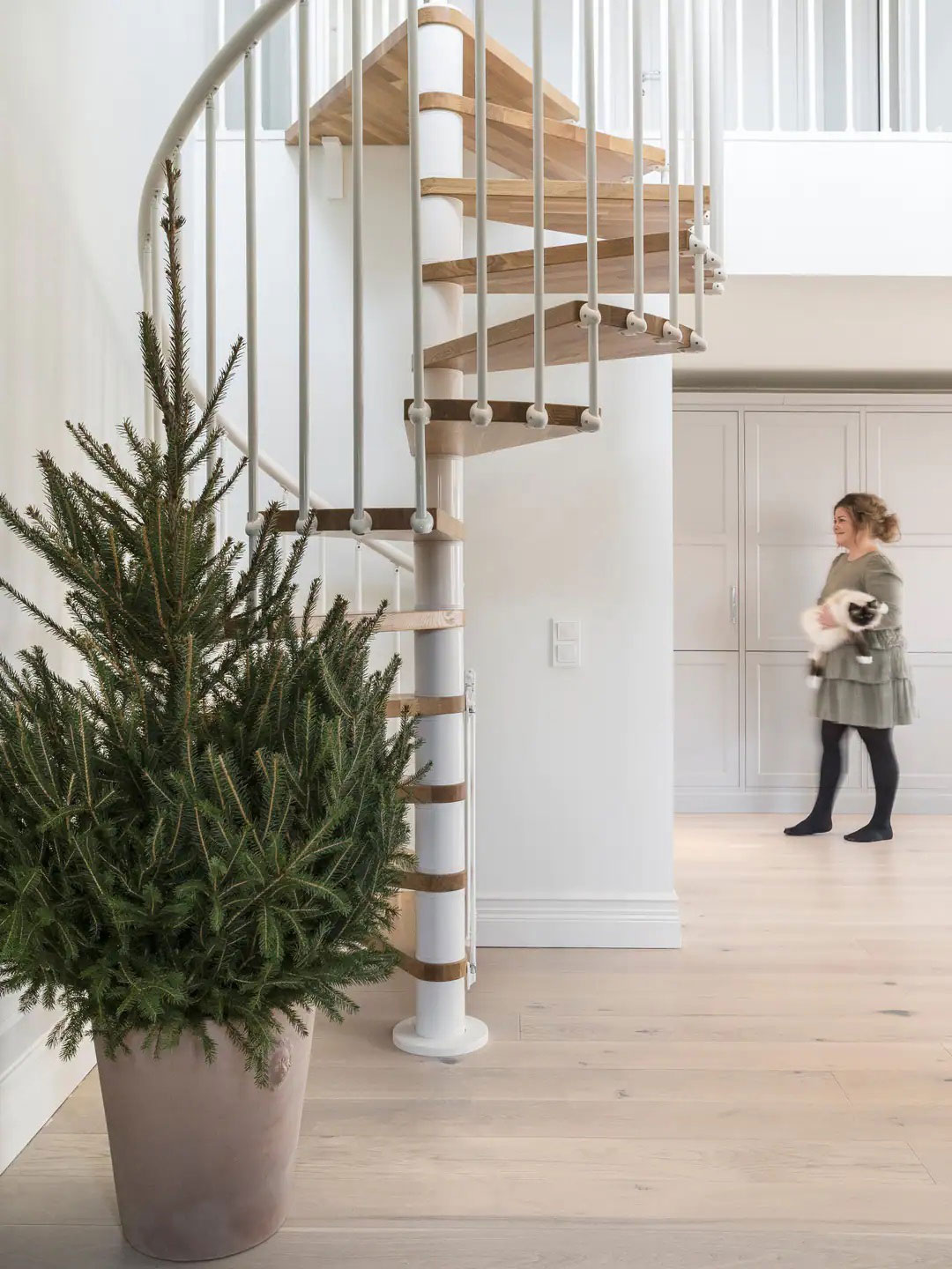 瑞典斯德哥尔摩冬季小屋的节日装饰-12