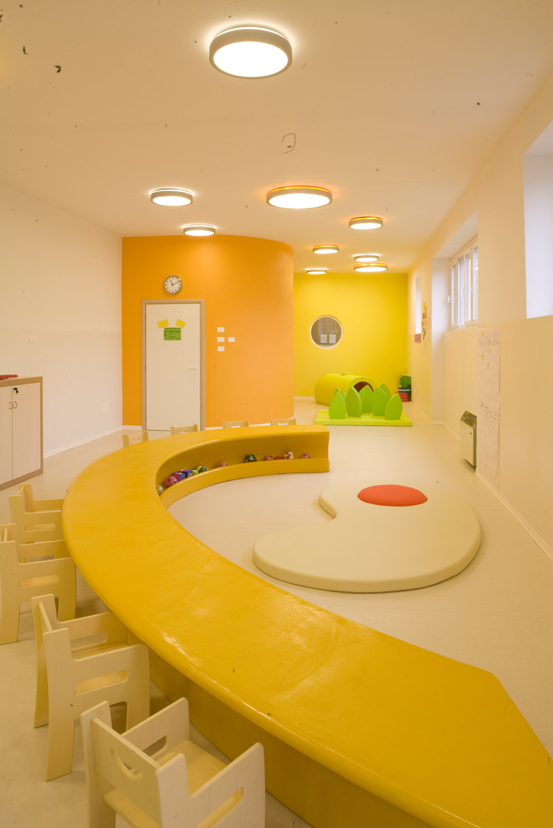 little england nursery and pre school-0