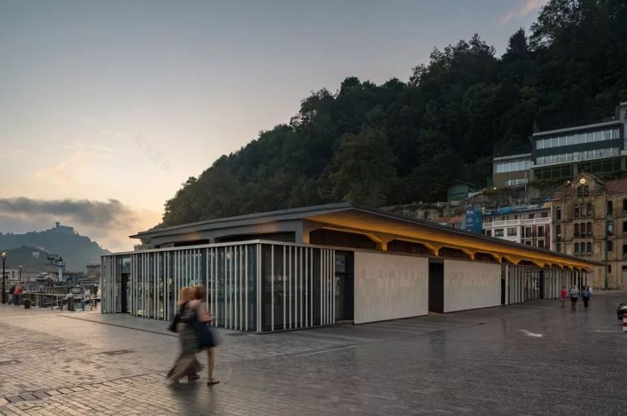 重塑经典,圣塞巴斯蒂安港口渔亭焕新颜-20