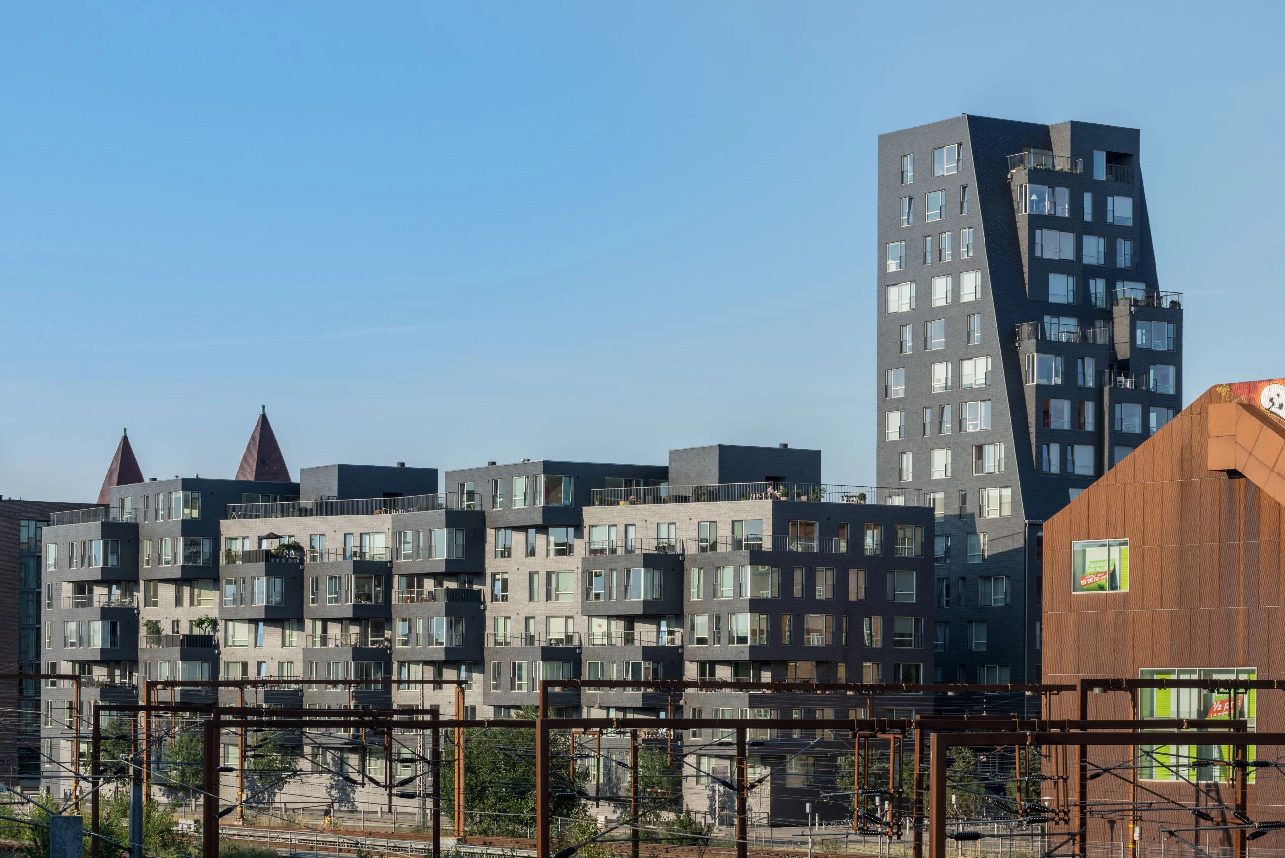 哥本哈根港口的绿色灯塔-17