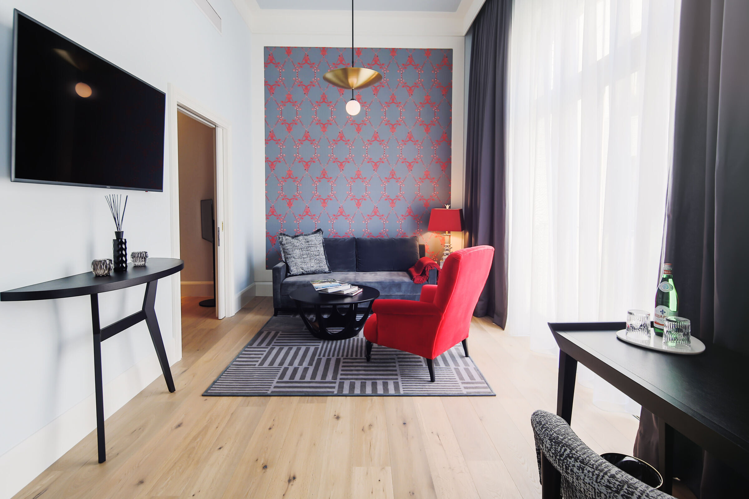 汉堡 Tortue Hotel 定制壁纸打造梦幻空间-10