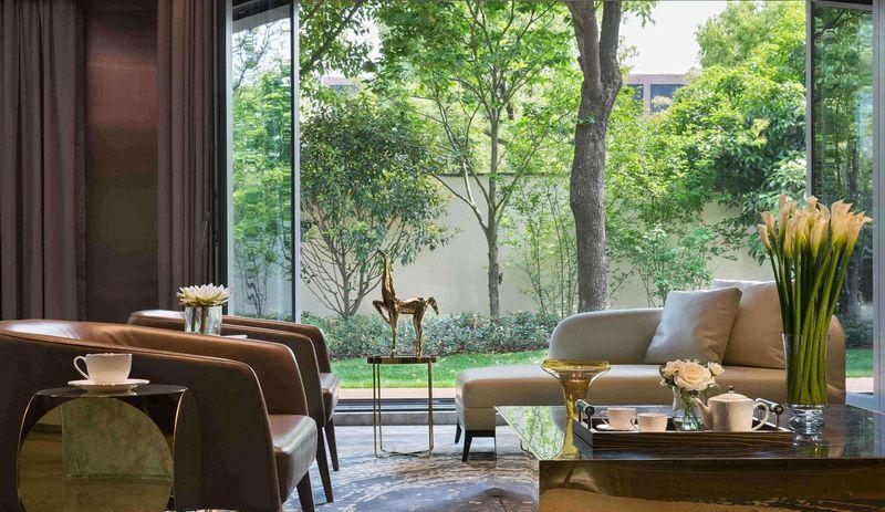 新浦江城十号院现代轻奢别墅设计-23