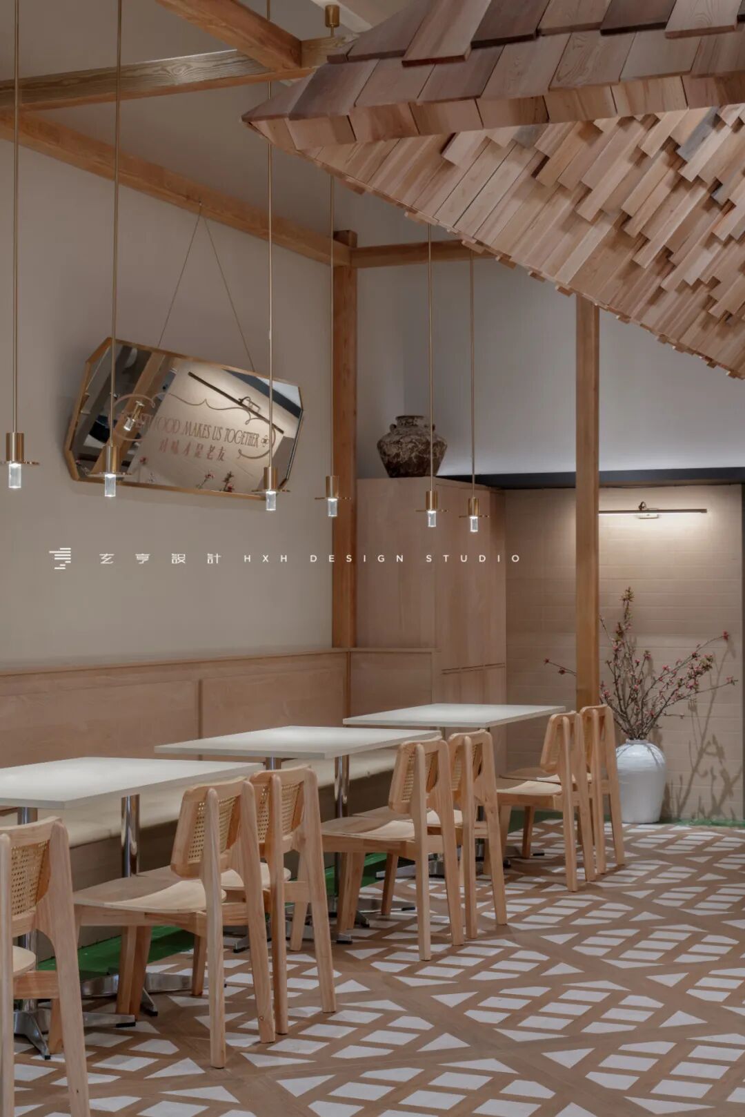 幸福舒克丨木质韵味与几何美学-7