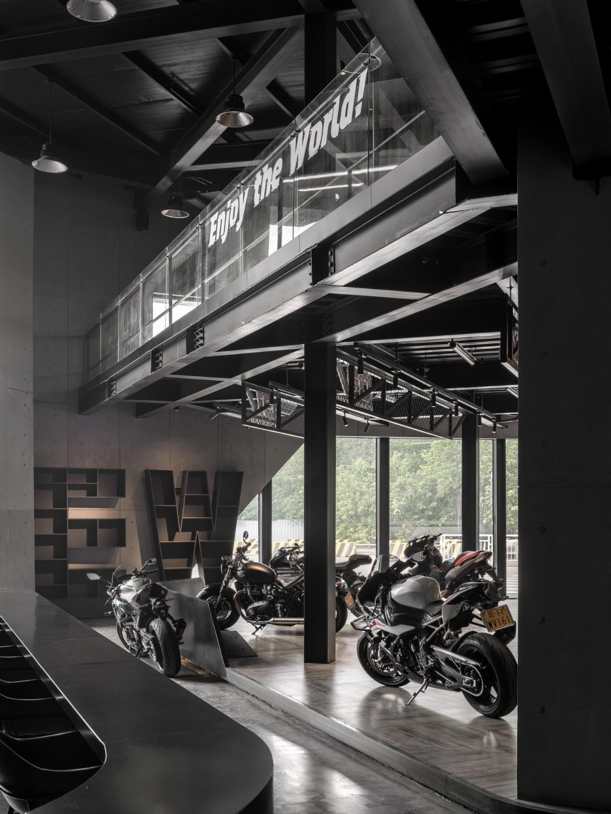 顺德EW机车展厅丨中国佛山丨SN  A超然建筑-36