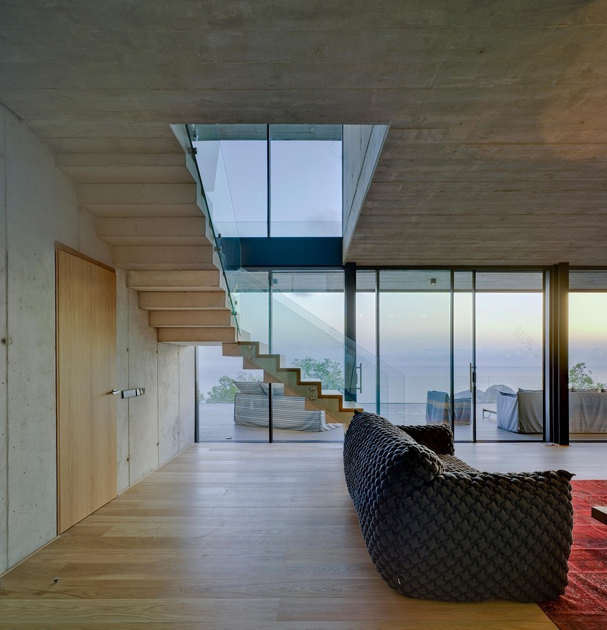 Concretus House is a Brutalist-Style Home in Cala Sardinera, Spain-16