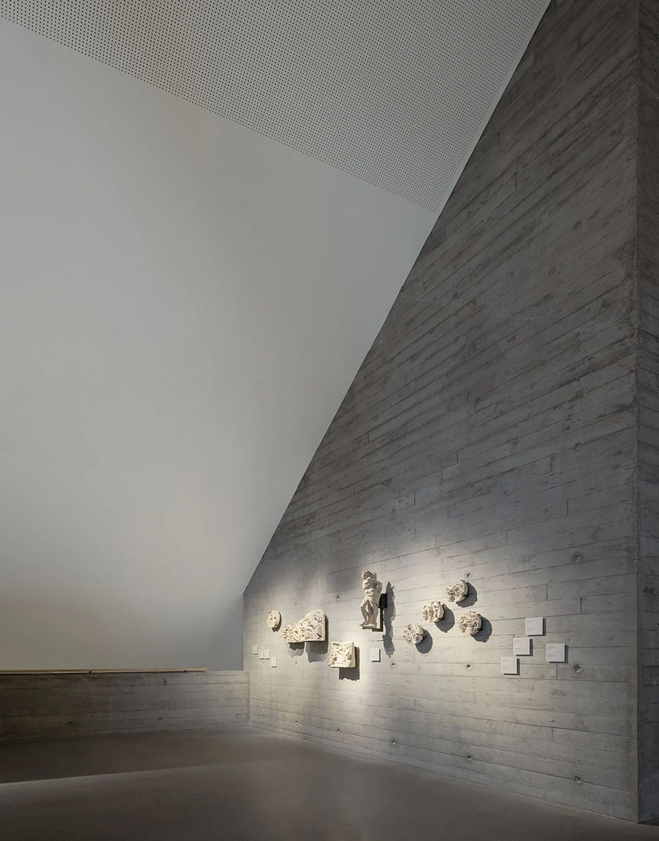 Pool Leber建筑事务所 | 理性与诗意的完美结合-61