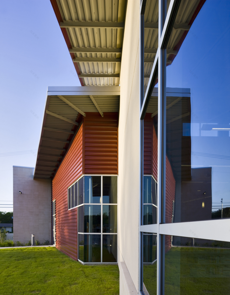 高兴格罗夫图书馆 | 艺术与社区的融合-6