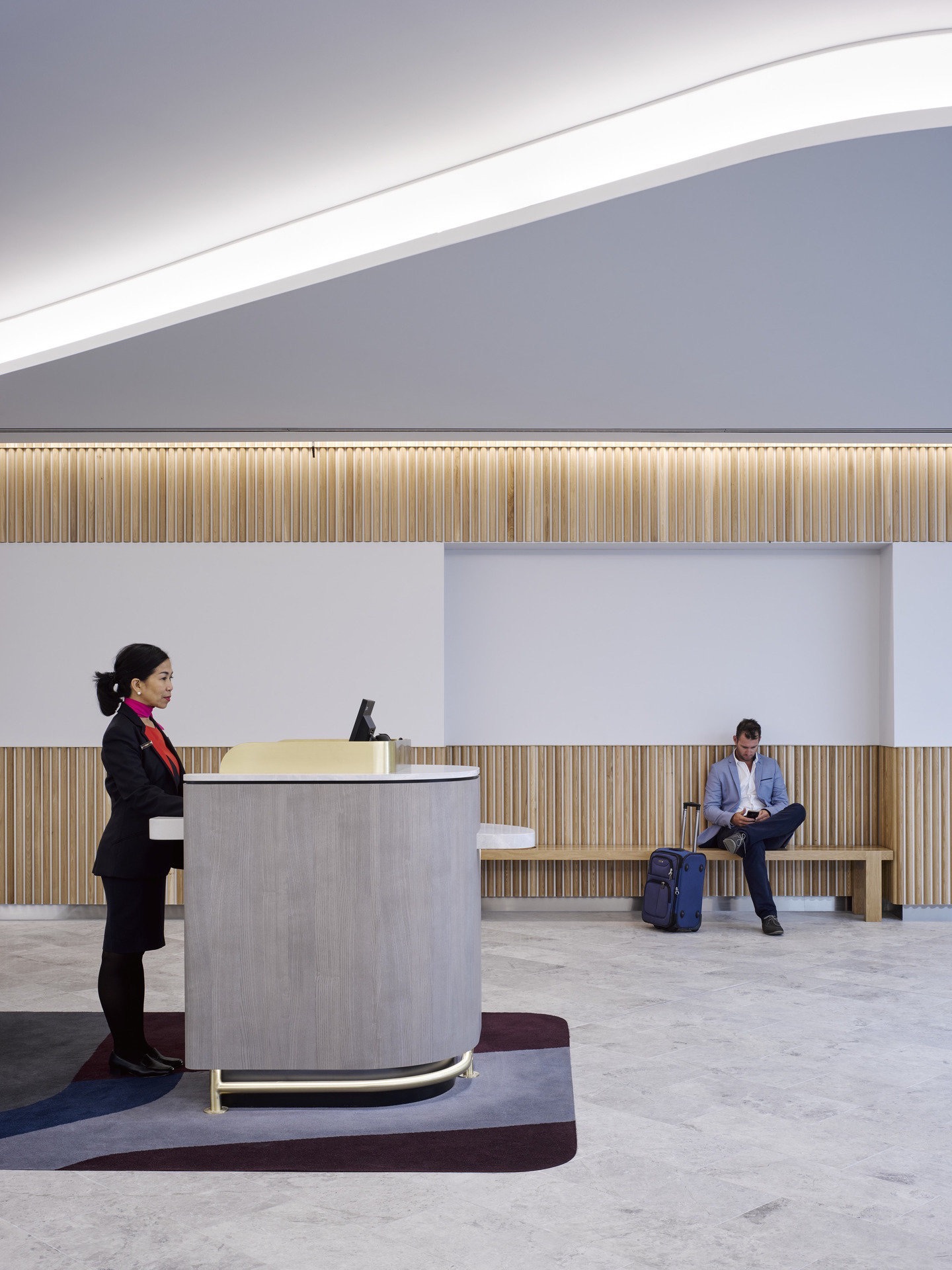 Qantas Domestic Business Lounge, Brisbane Airport | Woods Bagot-0