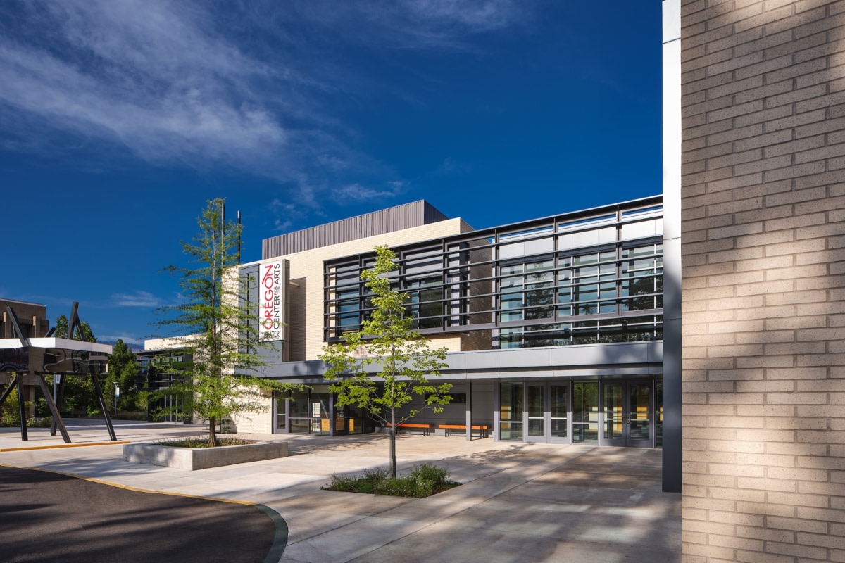 南俄勒冈大学艺术中心及公共广播电台室内设计丨美国俄勒冈丨TVA Architects-8